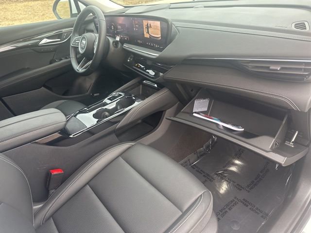 Used 2025 Buick Envision Preferred image 34