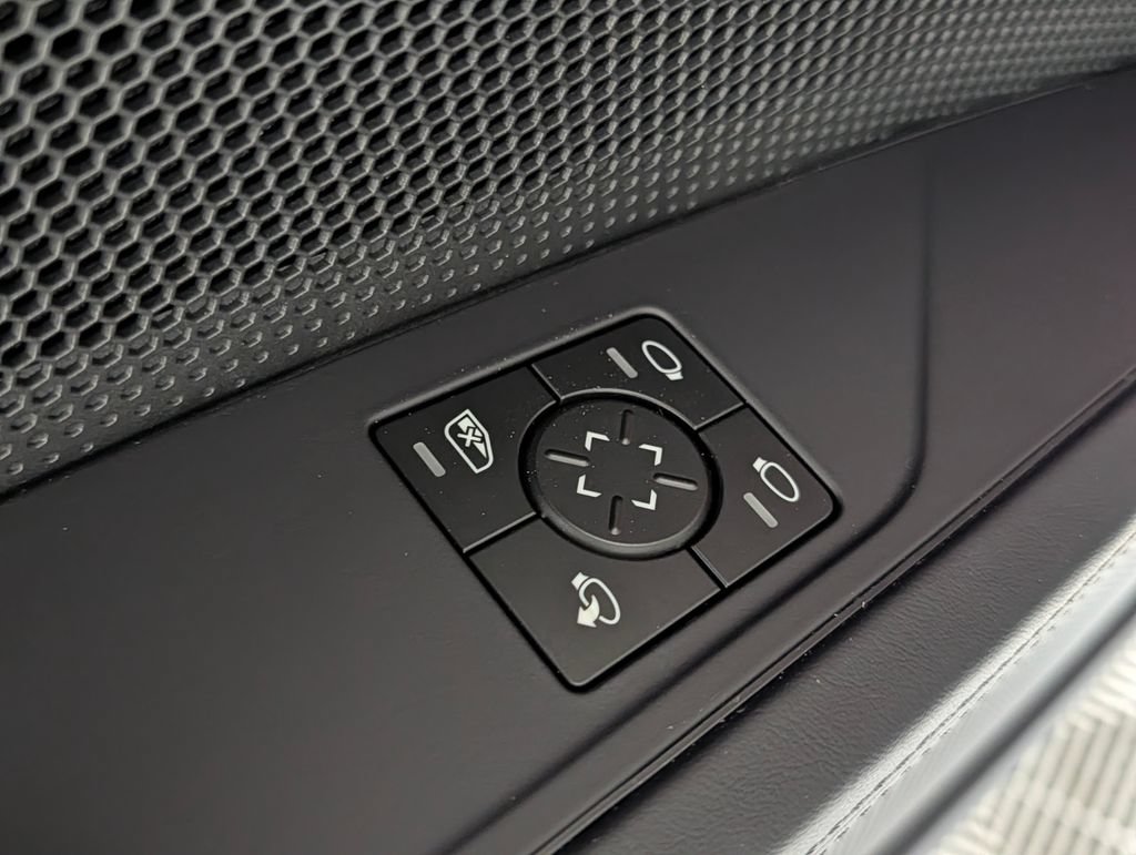 New 2026 Porsche Cayenne Electric AWD/4WD image 29