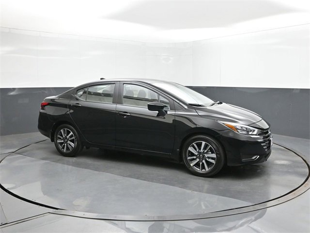 Used 2025 Nissan Versa SV w/ Trunk Package image 17