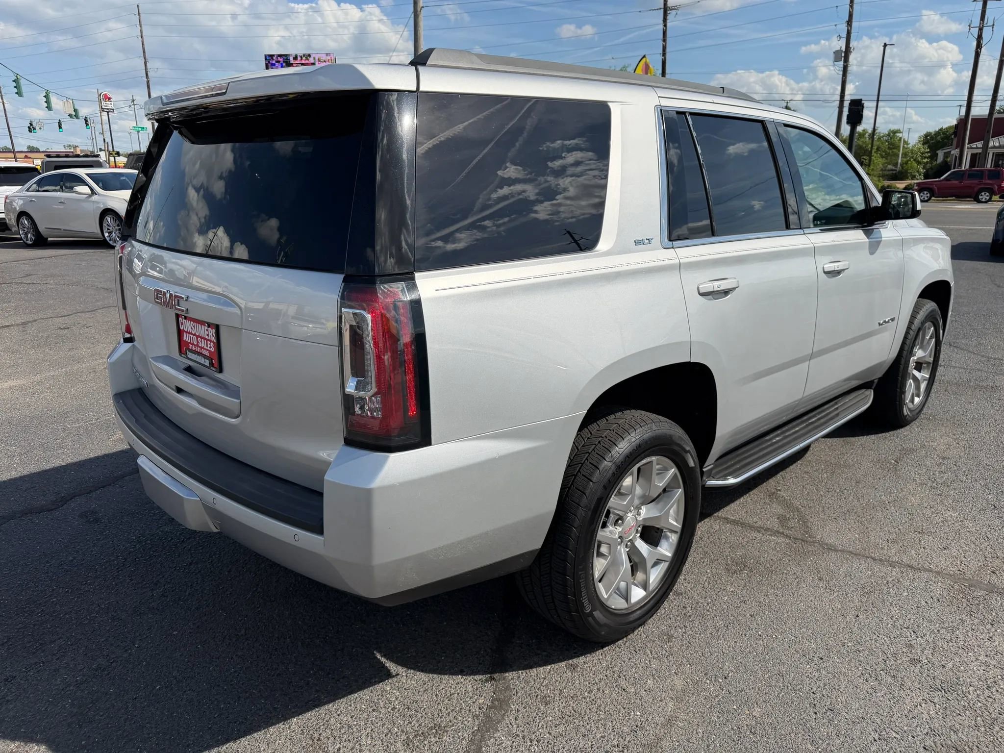 Used 2017 GMC Yukon SLT RWD image 19