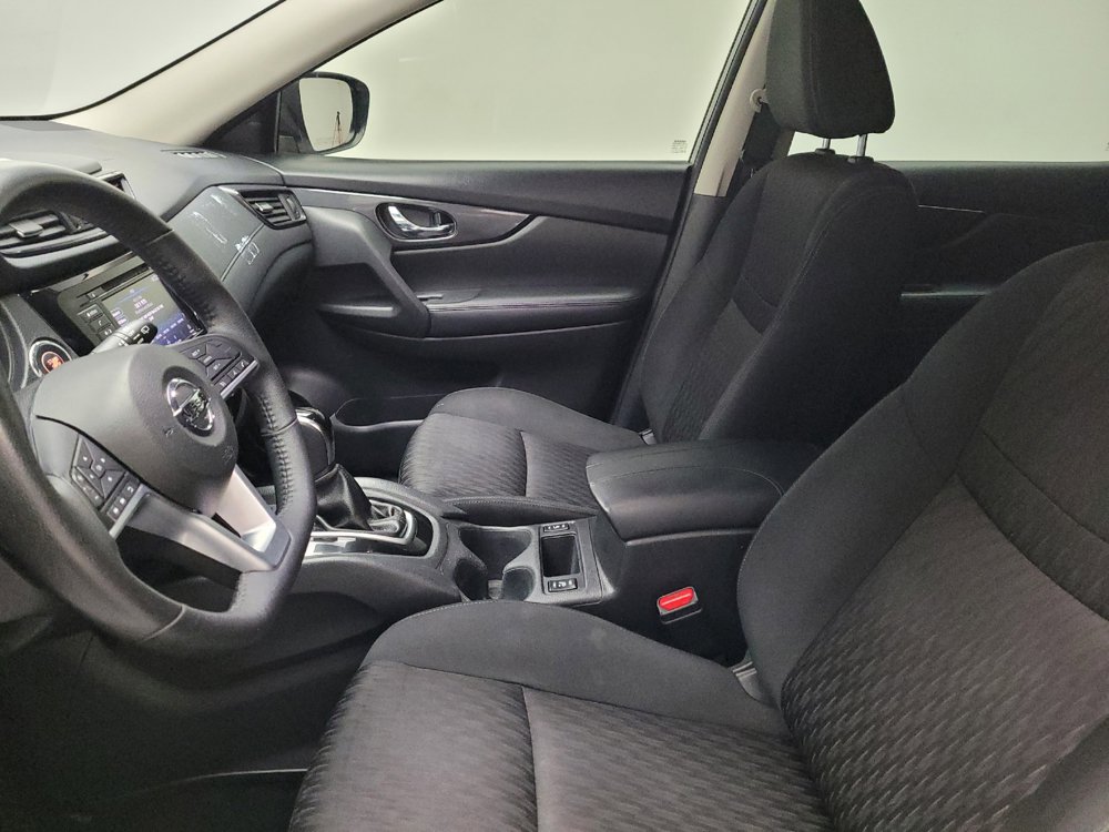 Used 2019 Nissan Rogue SV FWD image 17