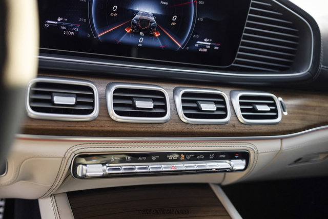Used 2025 Mercedes-Benz GLE 63 AMG S image 42