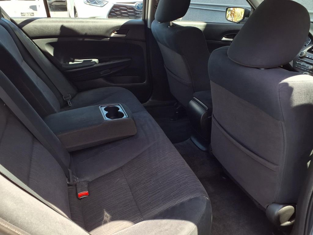 Used 2012 Honda Accord LX image 19