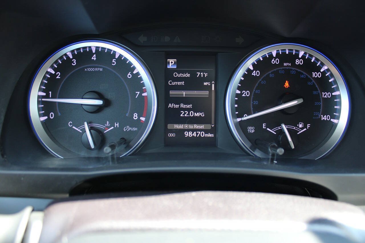 Used 2018 Toyota Highlander XLE AWD/4WD image 21