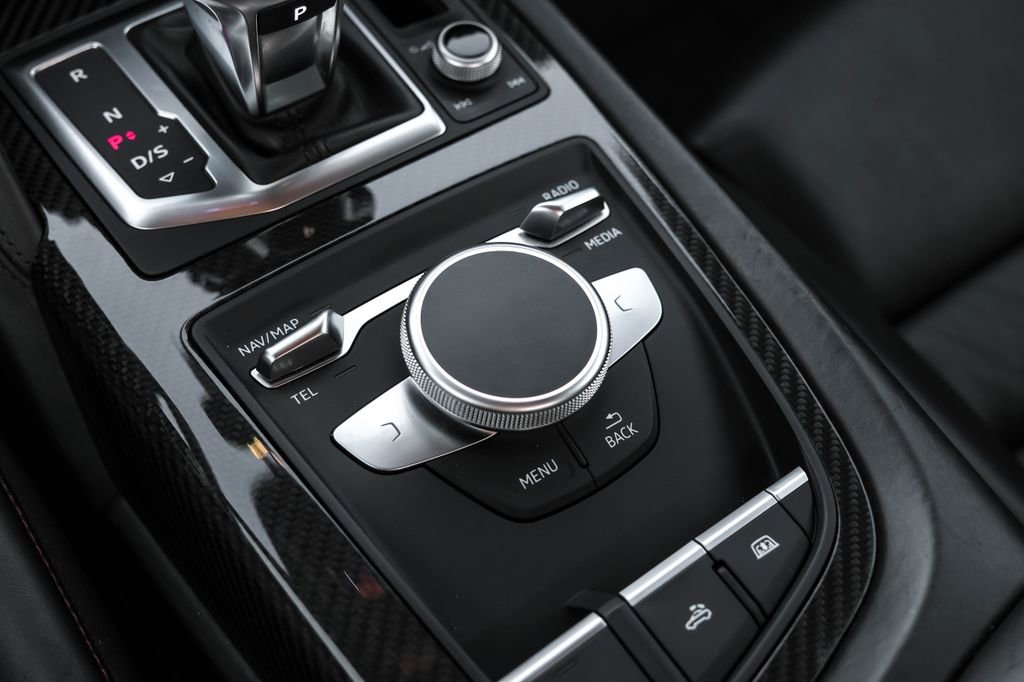 Used 2018 Audi R8 V10 plus image 21