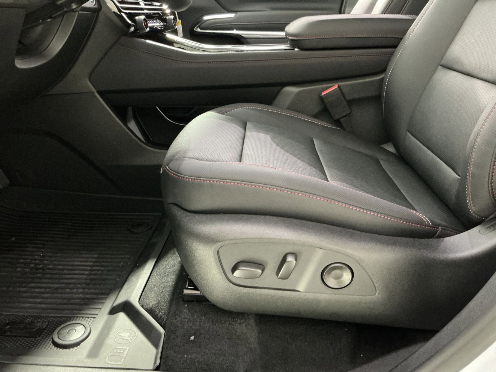 New 2026 Chevrolet Traverse Z71 w/ Enhanced Driving Package image 22