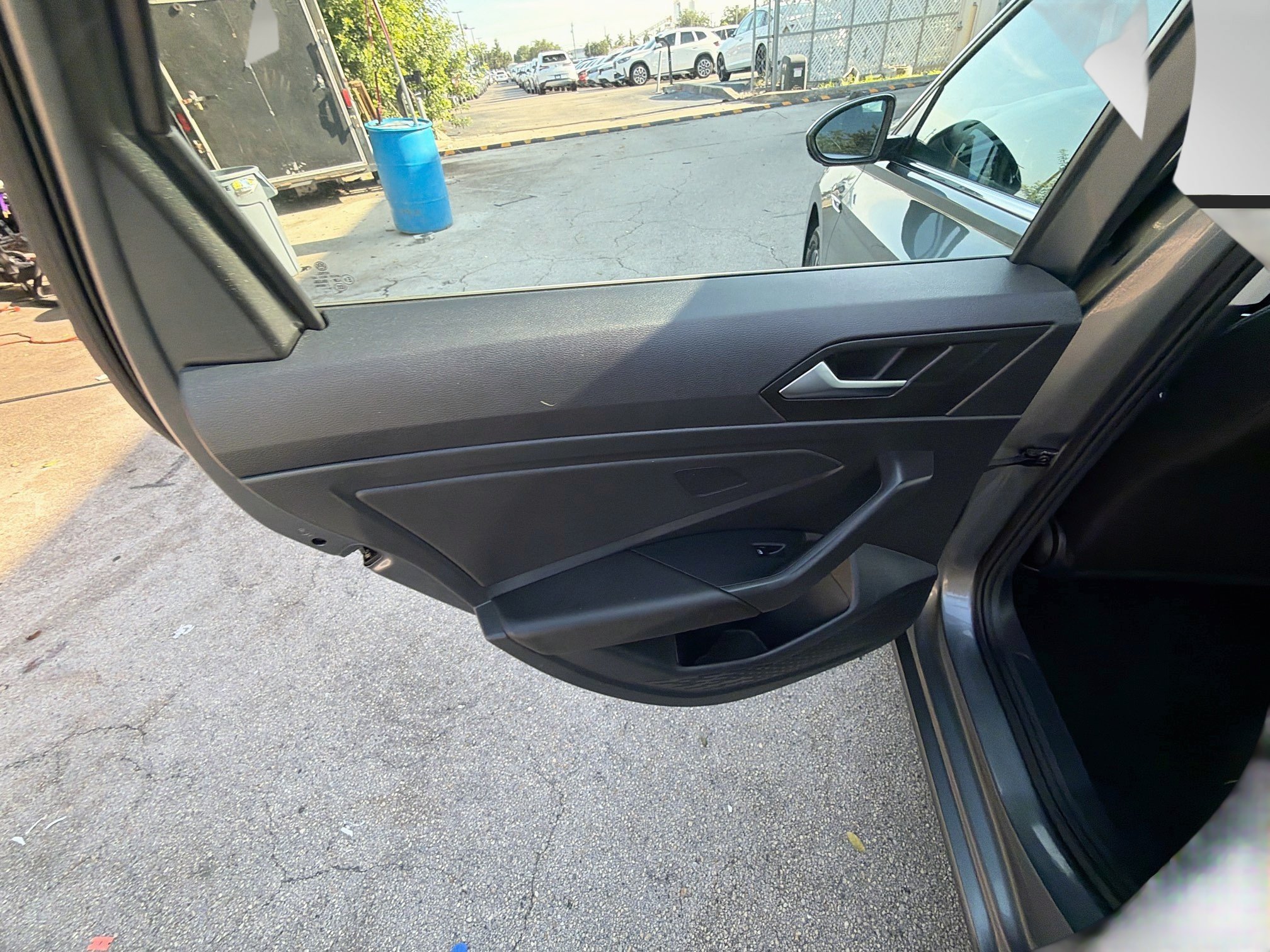 Used 2019 Volkswagen Jetta SEL w/ Cold Weather Package FWD image 24
