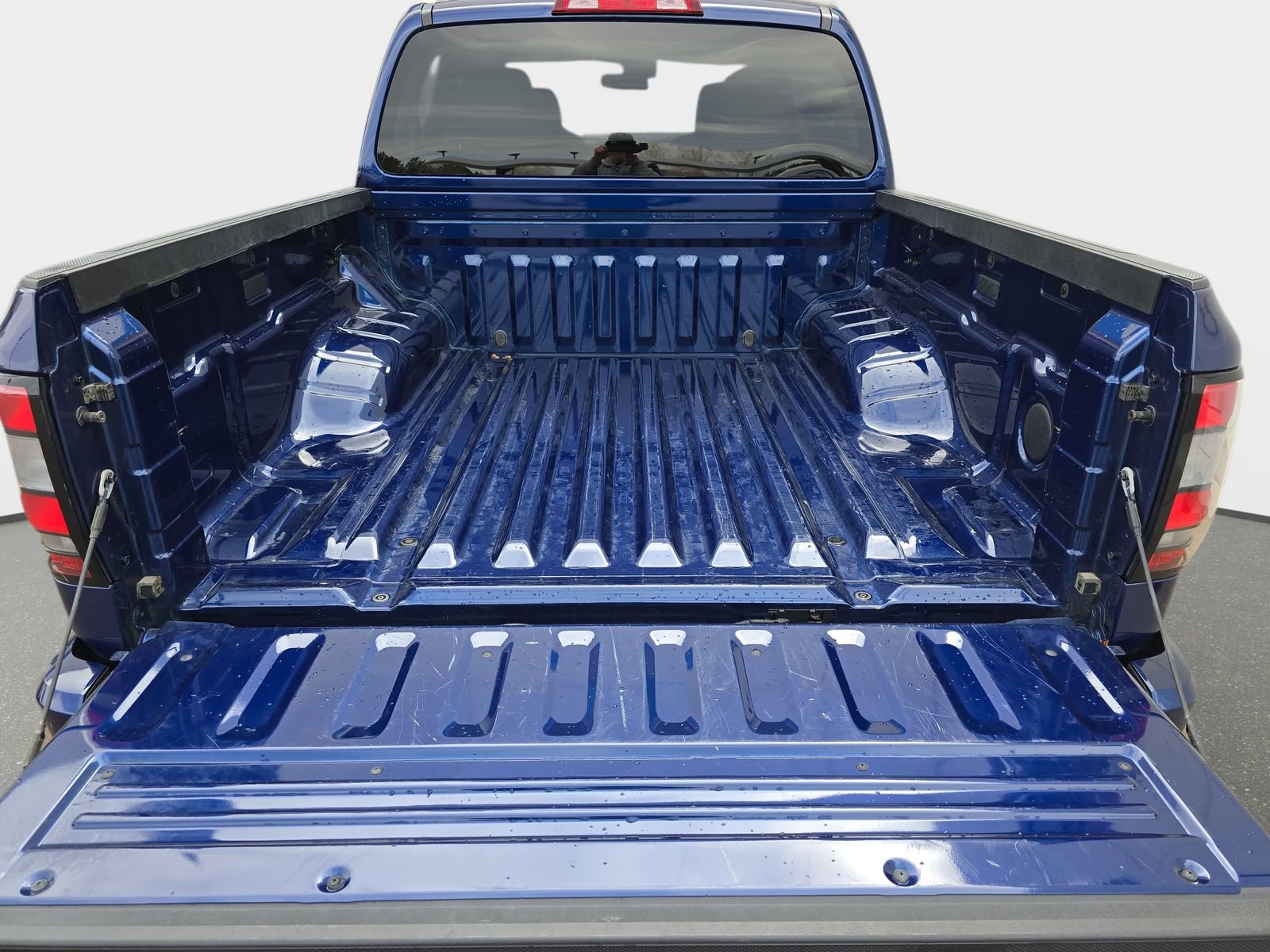 Used 2023 Nissan Frontier SV w/ Technology Package image 16