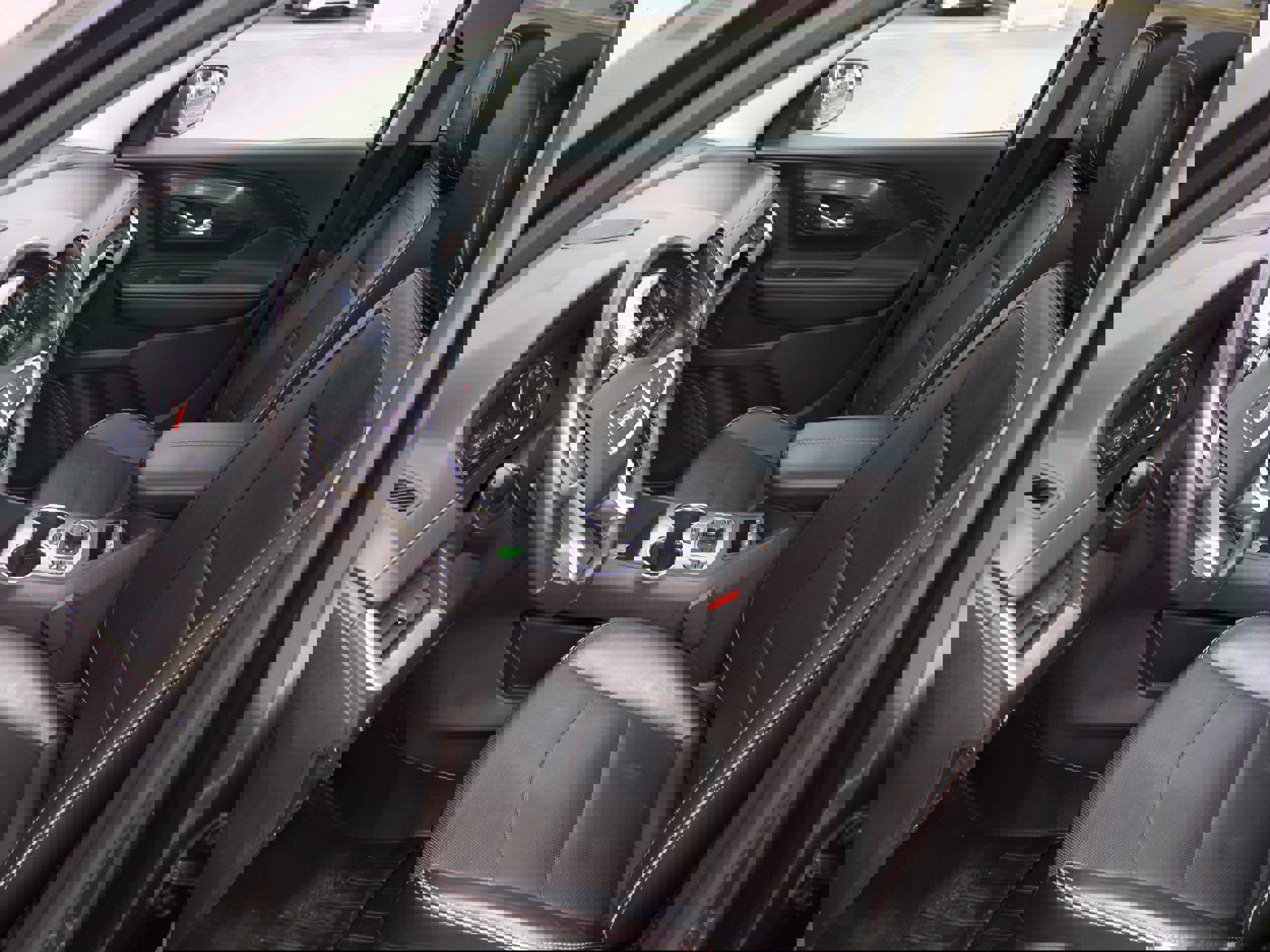 Used 2018 GMC Terrain Denali w/ Advanced Safety Package image 12