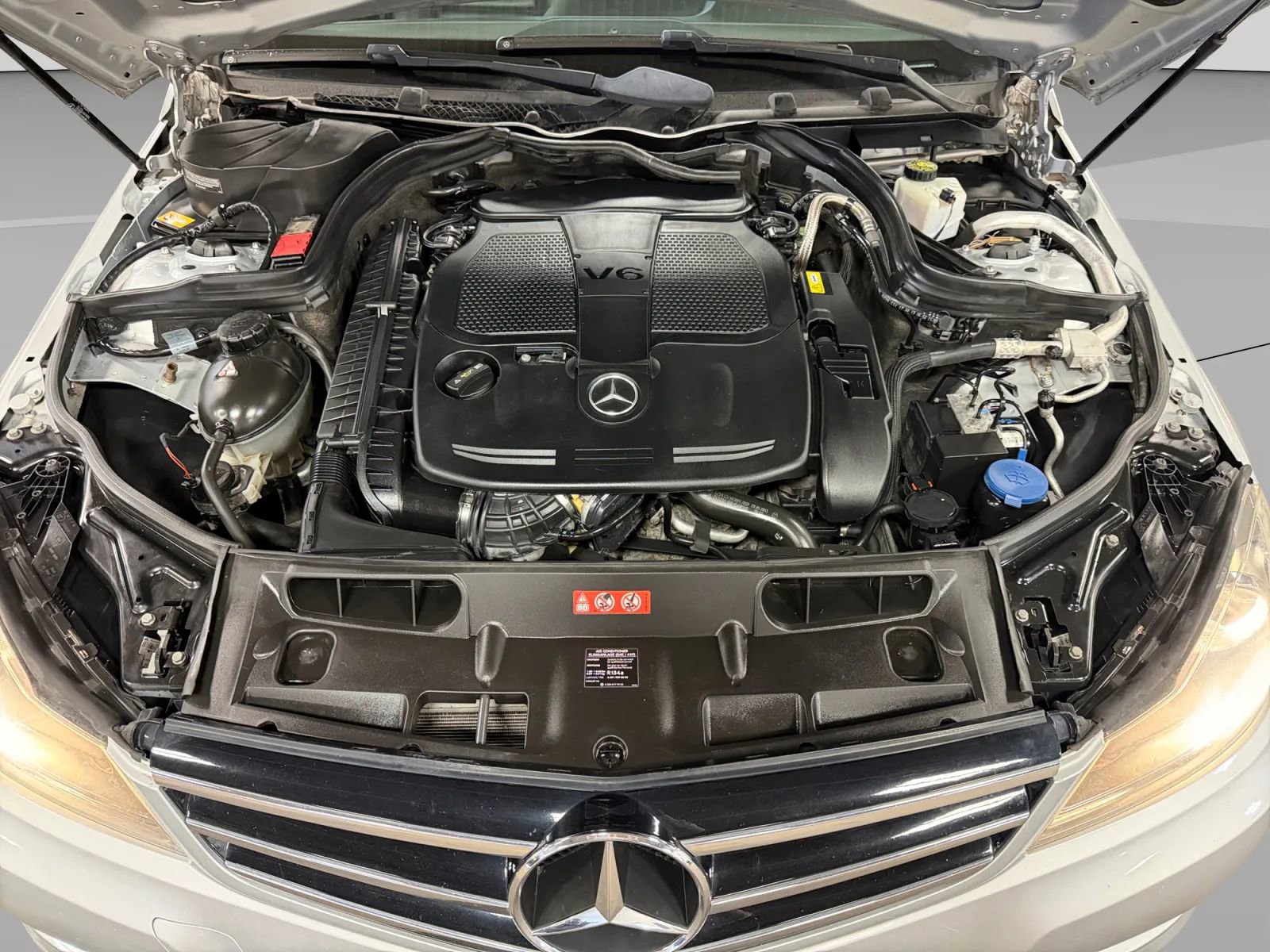 Used 2014 Mercedes-Benz C 300 C 300 4MATIC Sport Sedan 4D image 27