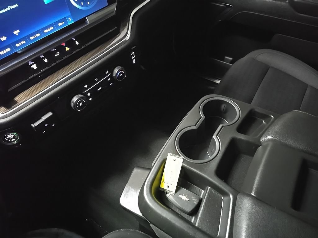 Used 2024 Chevrolet Silverado 3500 LT image 26