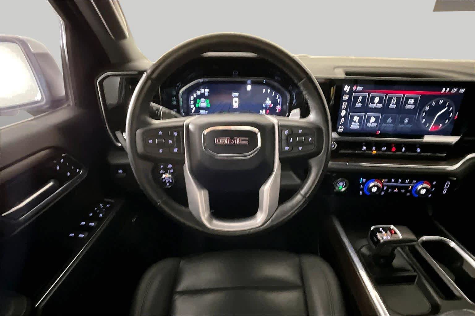 Used 2022 GMC Sierra 1500 SLT w/ SLT Convenience Package AWD/4WD image 6