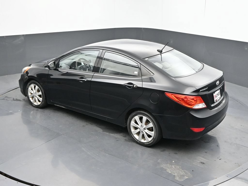 Used 2013 Hyundai Accent GLS w/ Premium Pkg FWD image 35