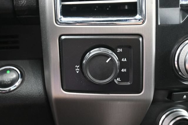 Used 2015 Ford F150 Platinum w/ Equipment Group 701A Luxury AWD/4WD image 22