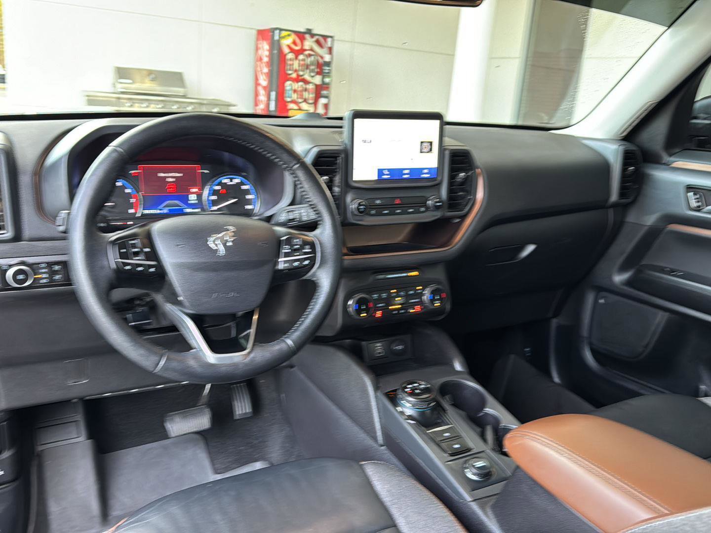 Used 2023 Ford Bronco Sport Outer Banks image 16