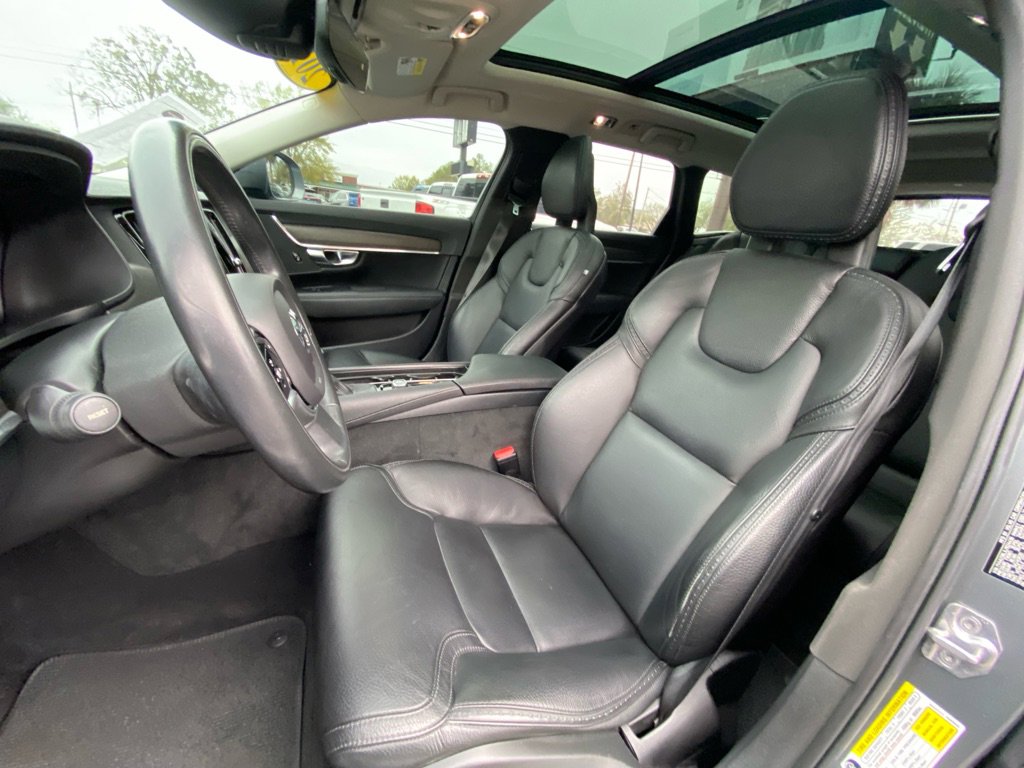 Used 2018 Volvo V90 T6 Cross Country w/ Convenience Package image 34