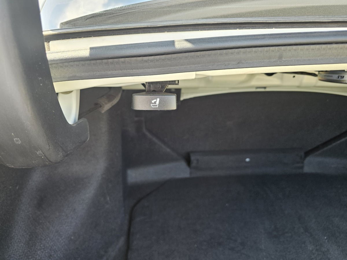 Used 2013 Acura ILX w/ Technology Package FWD image 31