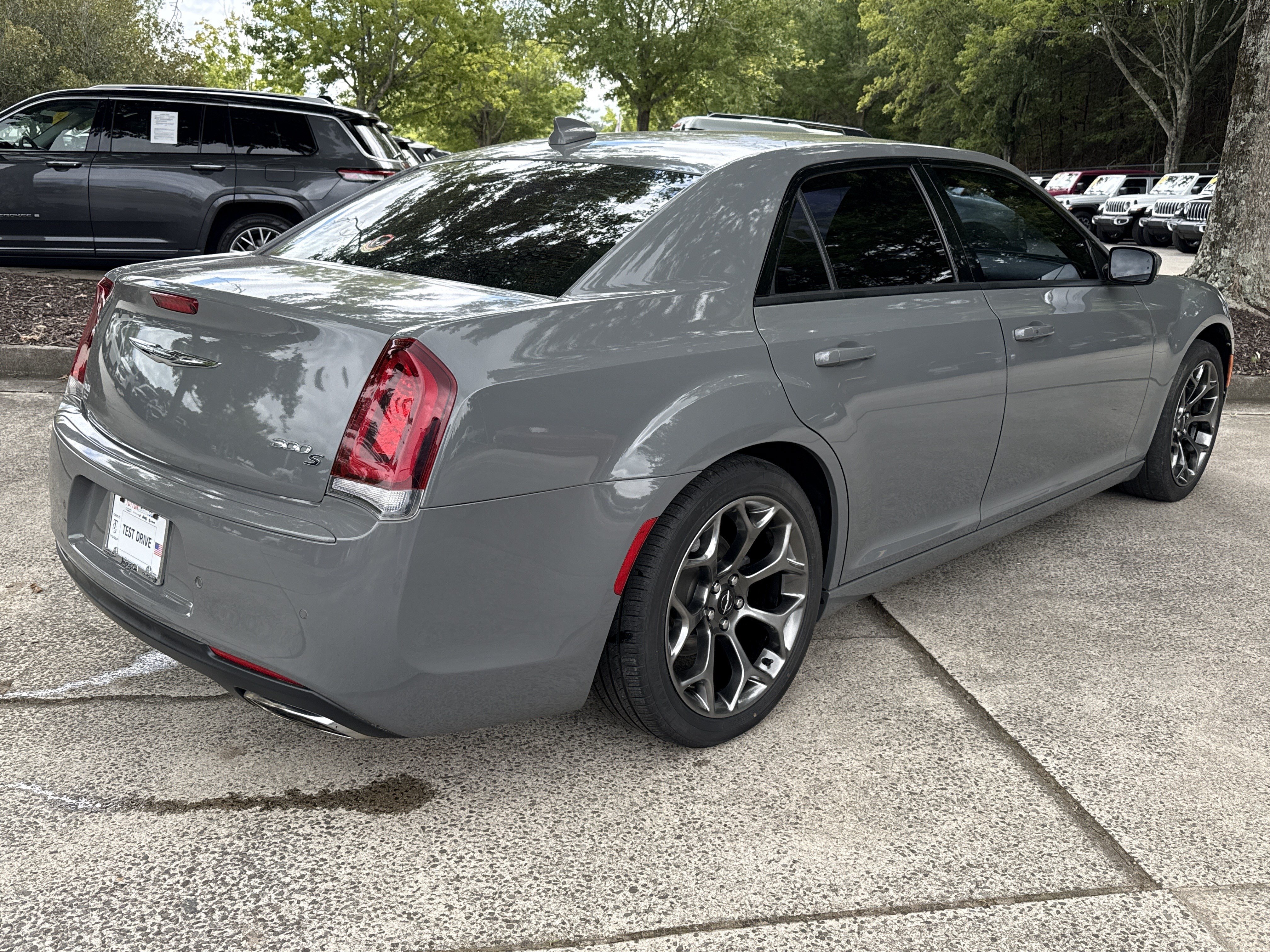 Used 2017 Chrysler 300 S w/ 300S Premium Group 2 RWD image 7