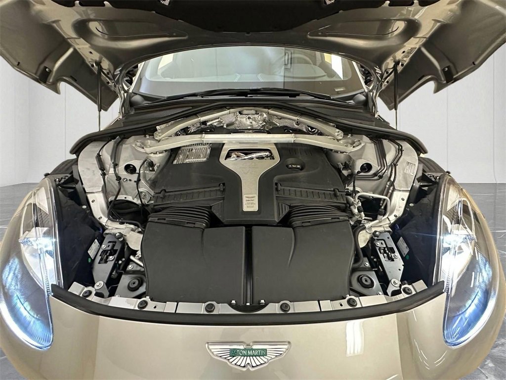 New 2026 Aston Martin DBX 707 image 30