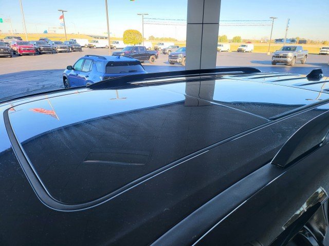 New 2026 Chevrolet Traverse RS w/ LPO, Floor Liner Package image 2