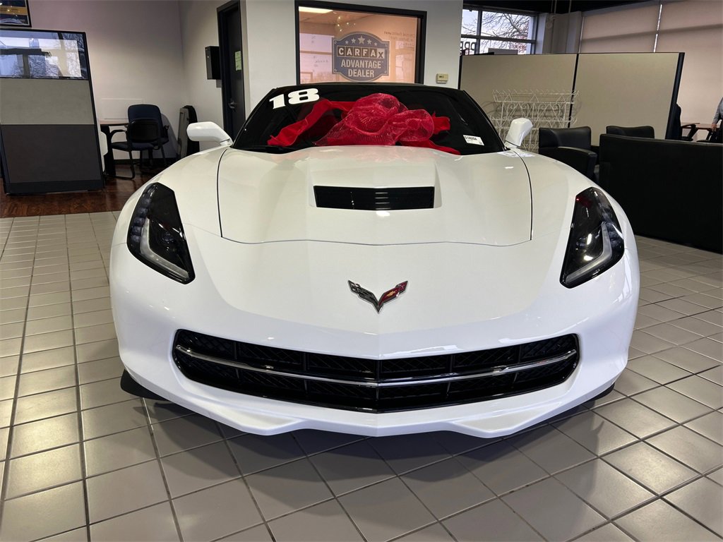 Used 2018 Chevrolet Corvette Stingray Coupe w/ 1LT image 3