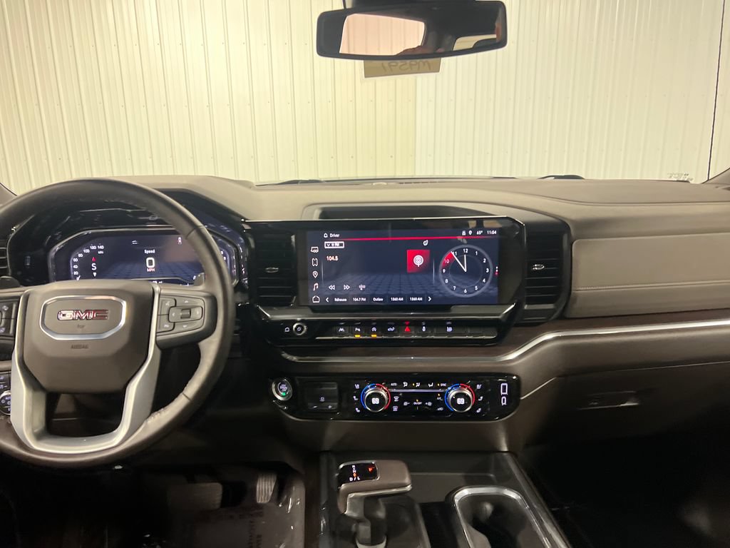 Certified 2024 GMC Sierra 1500 SLT w/ SLT Premium Plus Package AWD/4WD image 17