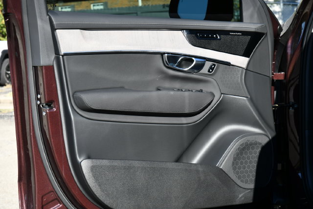 New 2027 Volvo XC90 B6 Ultra AWD/4WD image 10