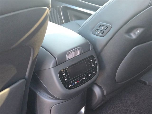 New 2026 Hyundai Ioniq 9 Calligraphy image 14