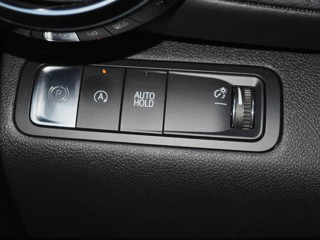 Certified 2026 Chevrolet Equinox LT FWD image 24