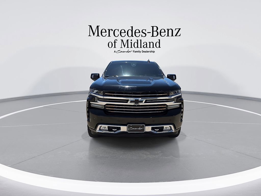 Used 2019 Chevrolet Silverado 1500 High Country w/ Technology Package AWD/4WD image 3