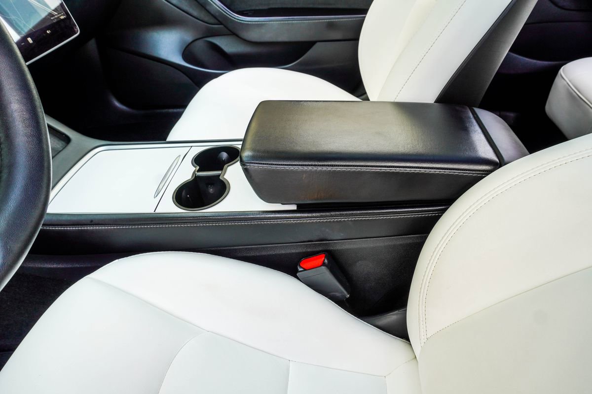 Used 2021 Tesla Model 3 Performance image 20