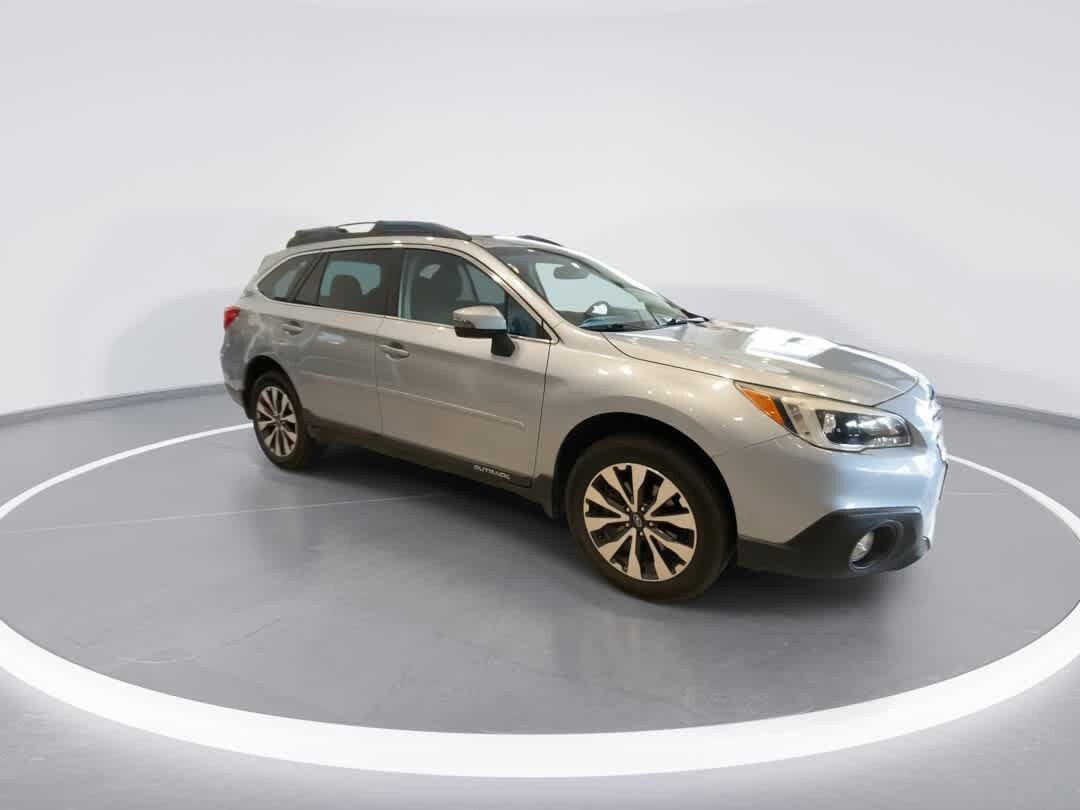 Used 2016 Subaru Outback 2.5i Limited AWD/4WD image 2