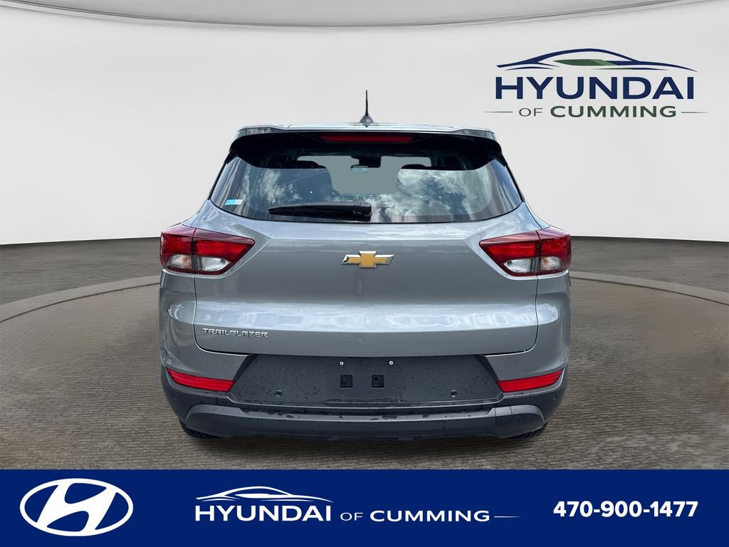 Used 2024 Chevrolet TrailBlazer LS w/ LS Confidence Package FWD image 7