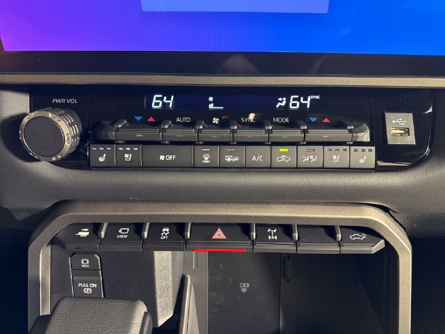 New 2026 Toyota Tundra Platinum w/ TRD Off-Road Package AWD/4WD image 30