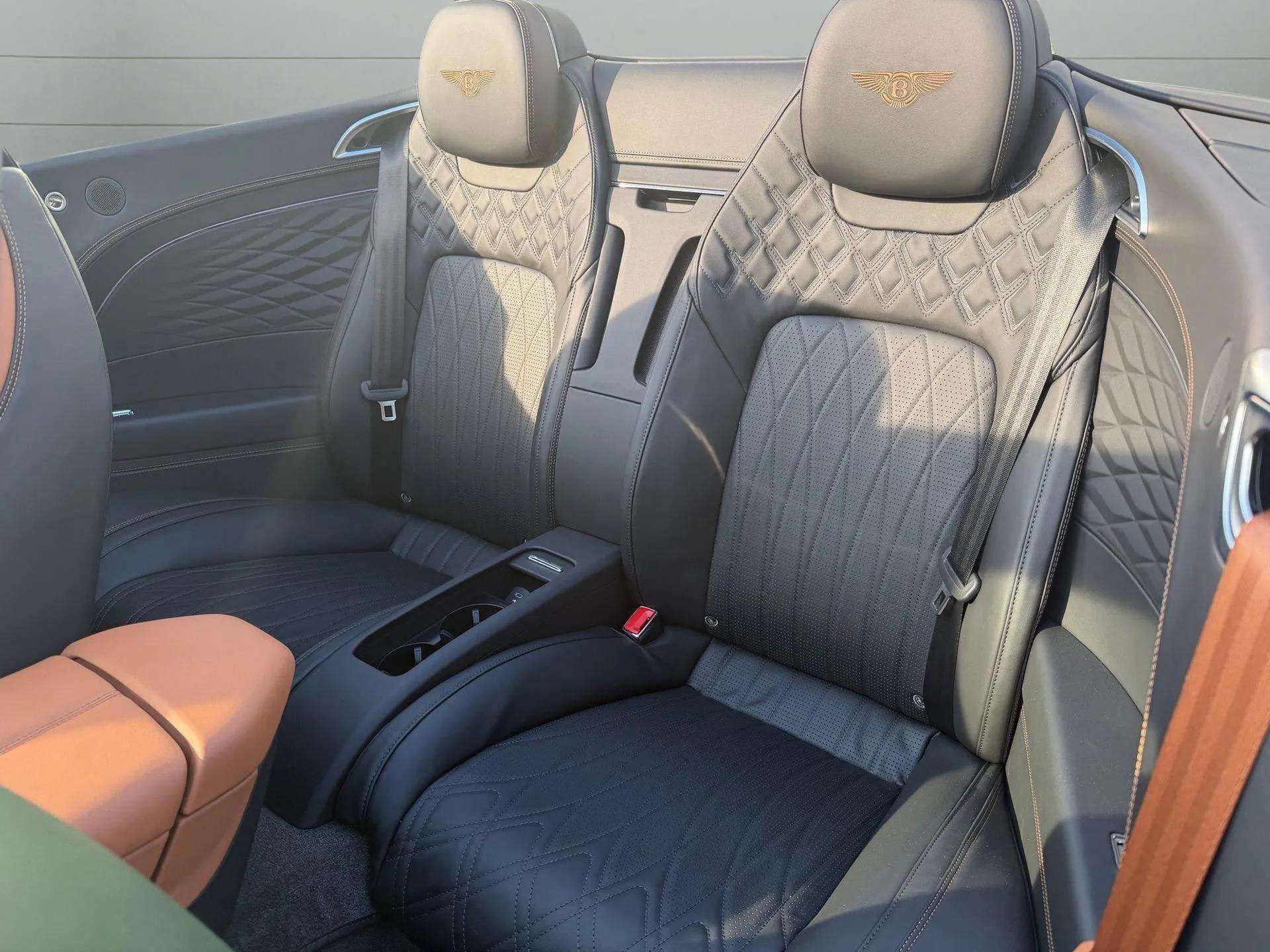 New 2026 Bentley Continental GTC AWD/4WD image 18