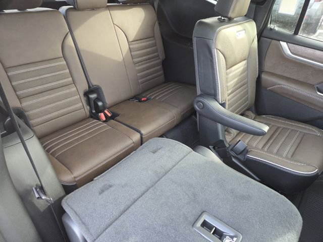 New 2026 GMC Acadia Denali Ultimate w/ LPO, Floor Liner Package image 32