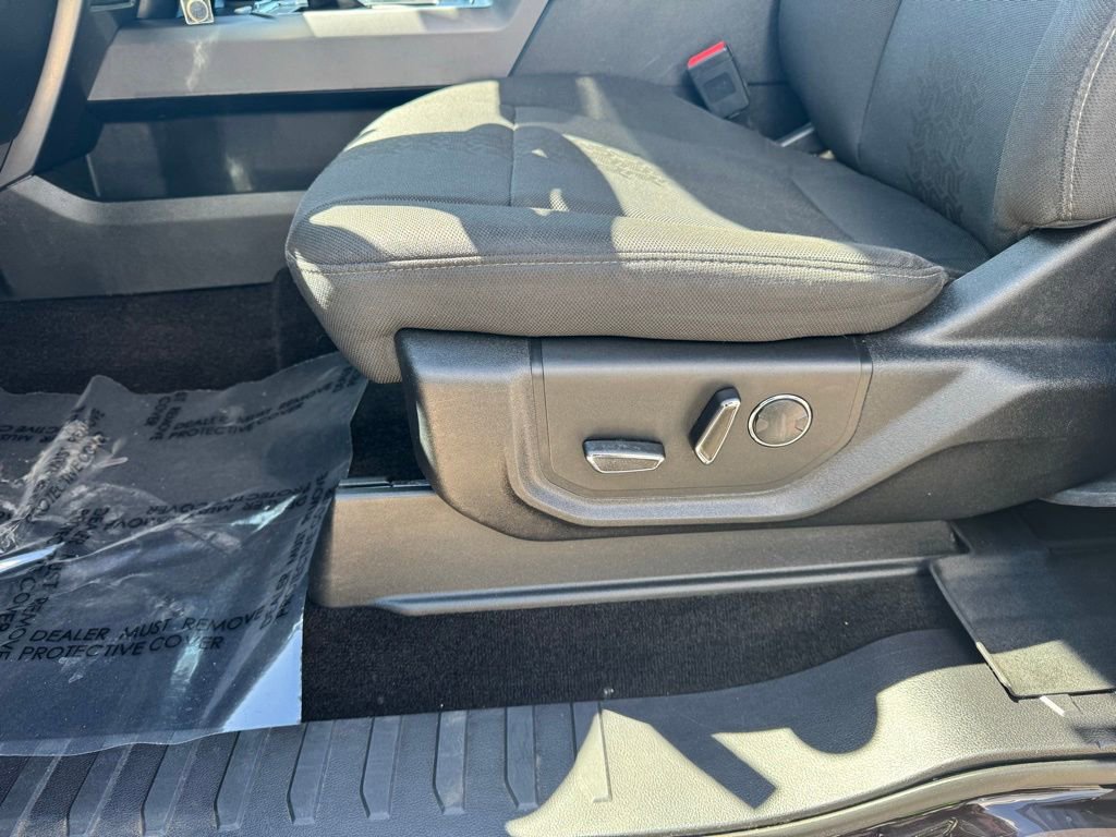 Certified 2018 Ford F150 XLT w/ Equipment Group 302A Luxury image 5