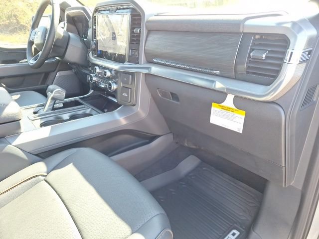 New 2026 Ford F150 Lariat w/ Equipment Group 502A High image 24