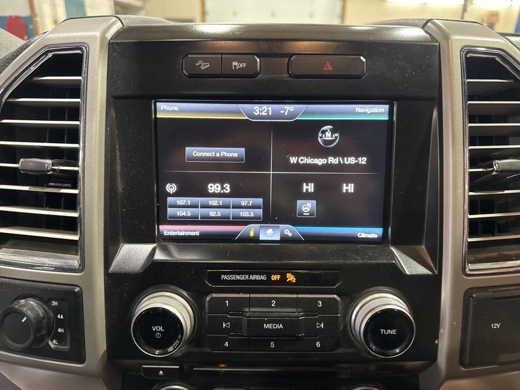 Used 2015 Ford F150 Lariat w/ Equipment Group 502A Luxury image 25