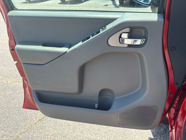 Used 2017 Nissan Frontier SV AWD/4WD image 10