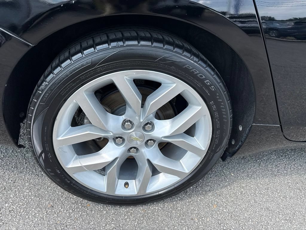 Used 2018 Chevrolet Impala Premier FWD image 37