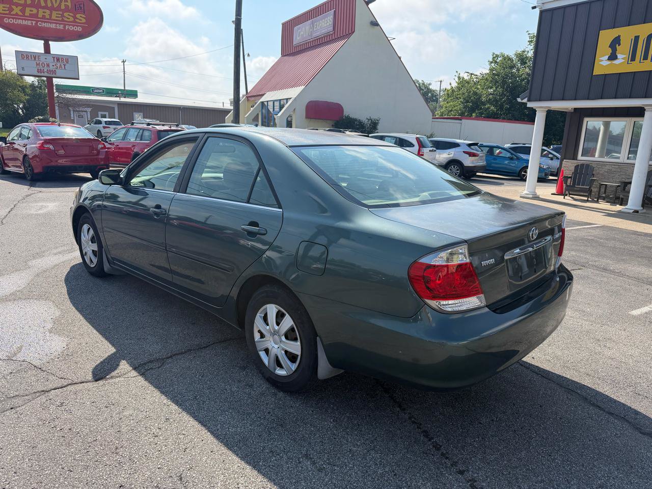 Used 2006 Toyota Camry XLE FWD image 8
