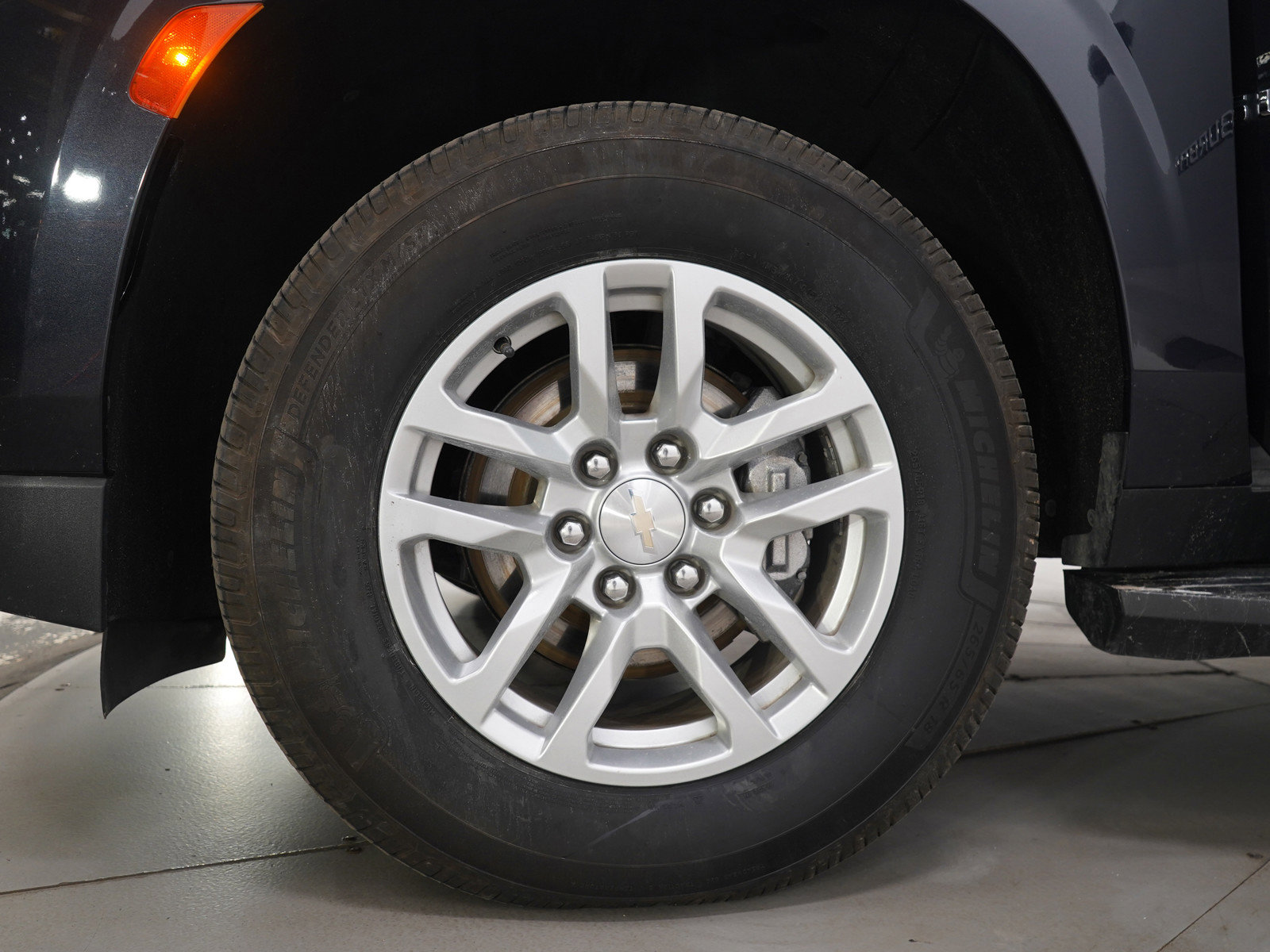 Used 2022 Chevrolet Suburban LT w/ Luxury Package image 33