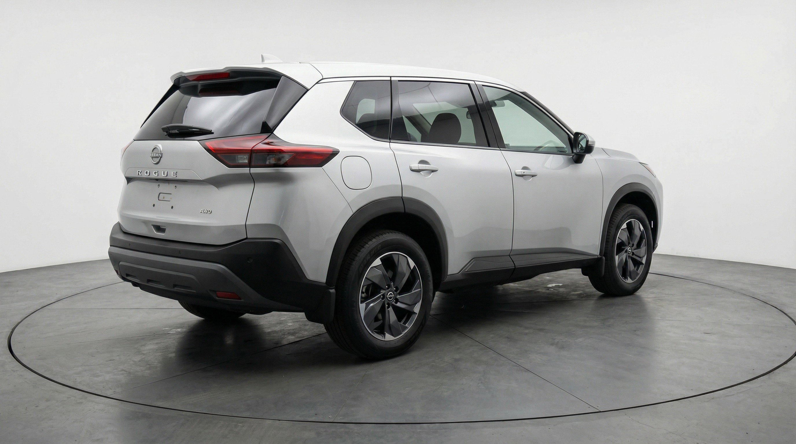 Used 2025 Nissan Rogue SV AWD/4WD image 9