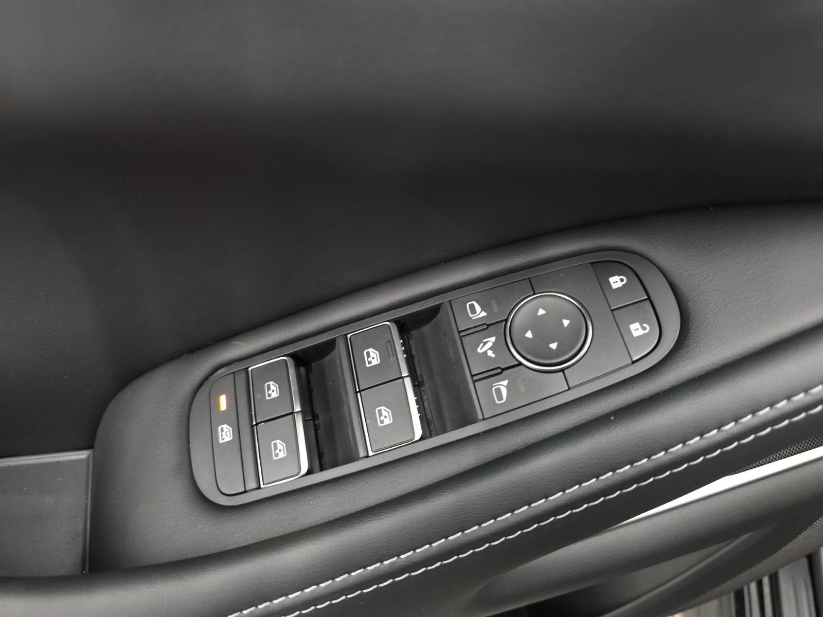 New 2026 INFINITI QX60 Luxe w/ Cargo Package FWD image 27