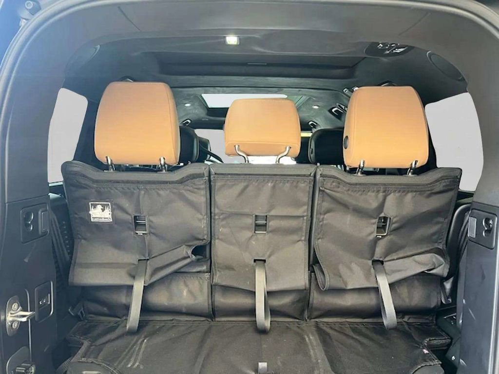 Used 2025 Land Rover Defender 130 V8 image 24