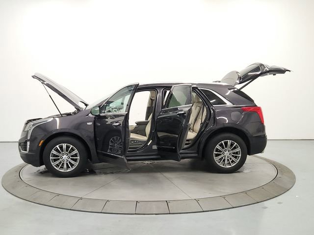 Used 2017 Cadillac XT5 Luxury w/ Driver Awareness Package AWD/4WD image 12