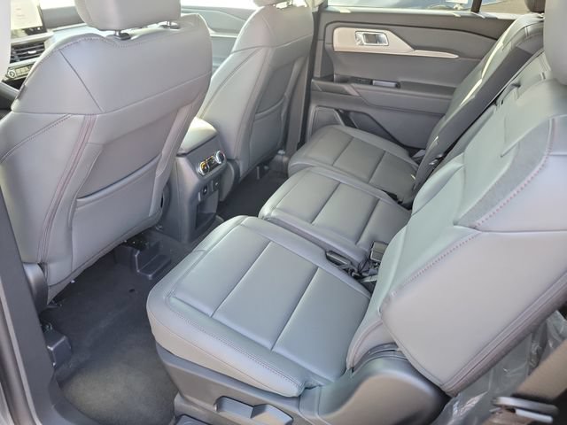New 2026 Ford Explorer Active w/ Active Comfort Package RWD image 17