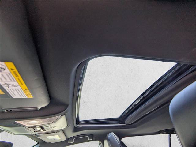 Used 2022 Toyota RAV4 XSE w/ XSE Grade Weather Package AWD/4WD image 15