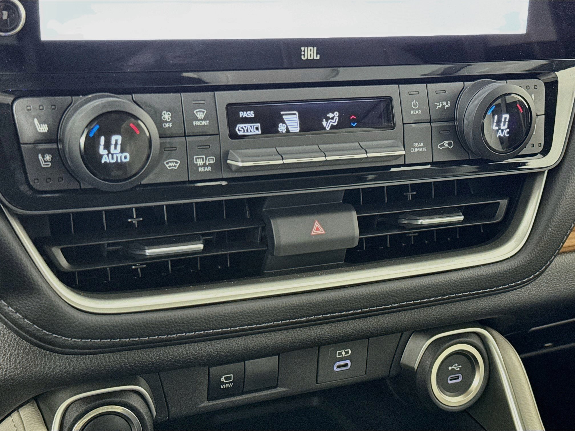 Used 2025 Toyota Grand Highlander AWD Hybrid image 15